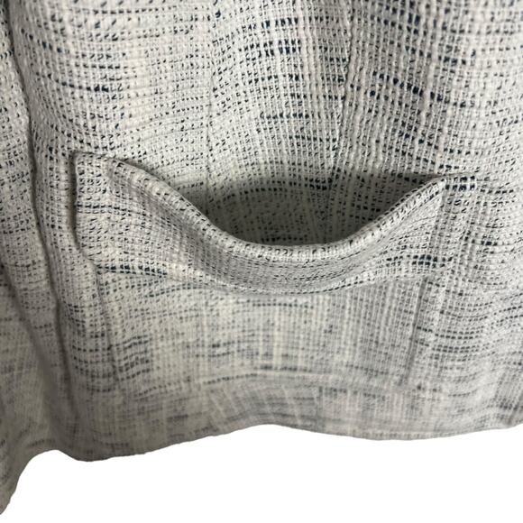 Ann Taylor White Gray Marled Tweed Zip Up Blazer Jacket Size 12 Petite - Picture 4 of 7